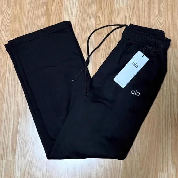 Alo Yoga black Accolade tracksuit set Size XS-XL